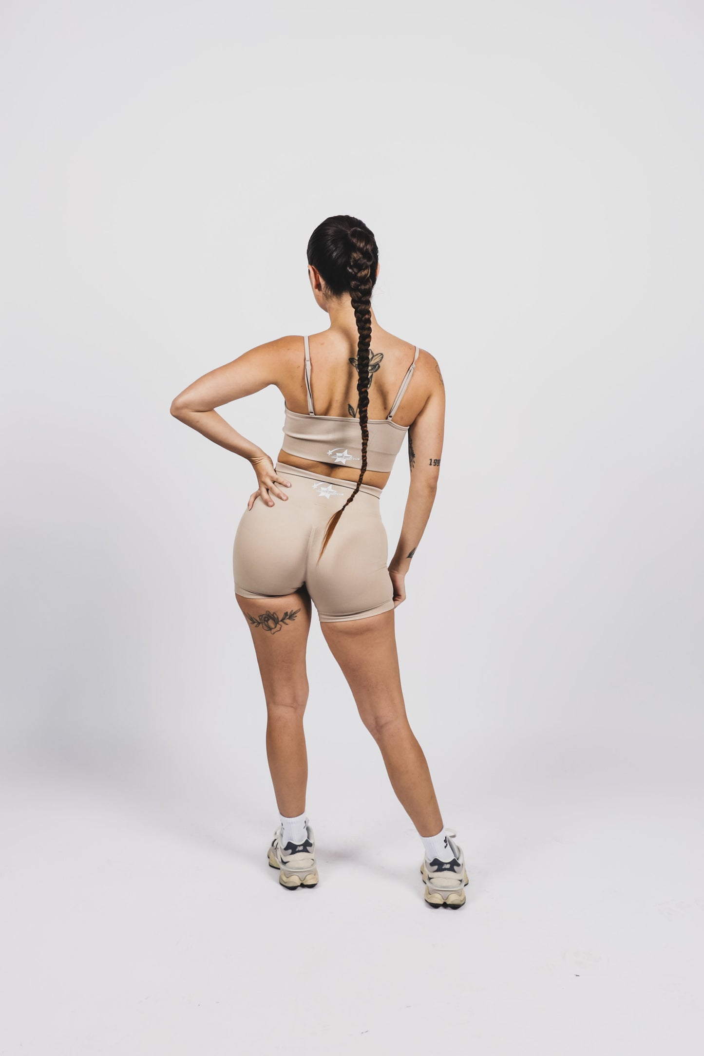 Hustle motive nude women’s top